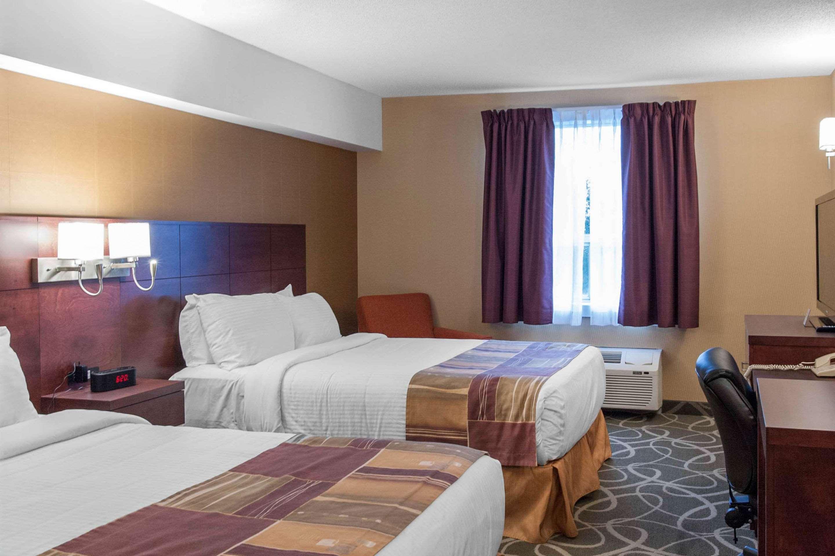 Quality Hotel & Suites Gander Bagian luar foto